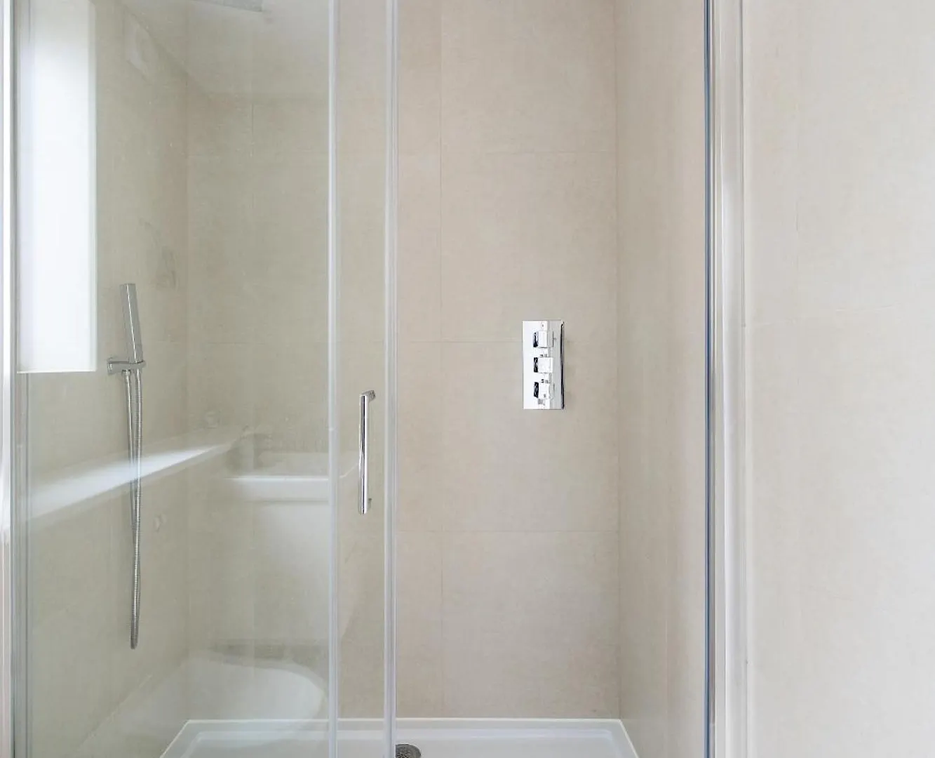 Tai Luxury Suites London
